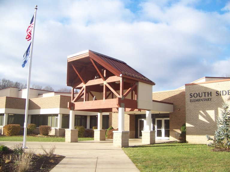 Teacher has 2nd grade “trans” student give lesson on gender, kid’s parents threaten lawsuit after community backlash